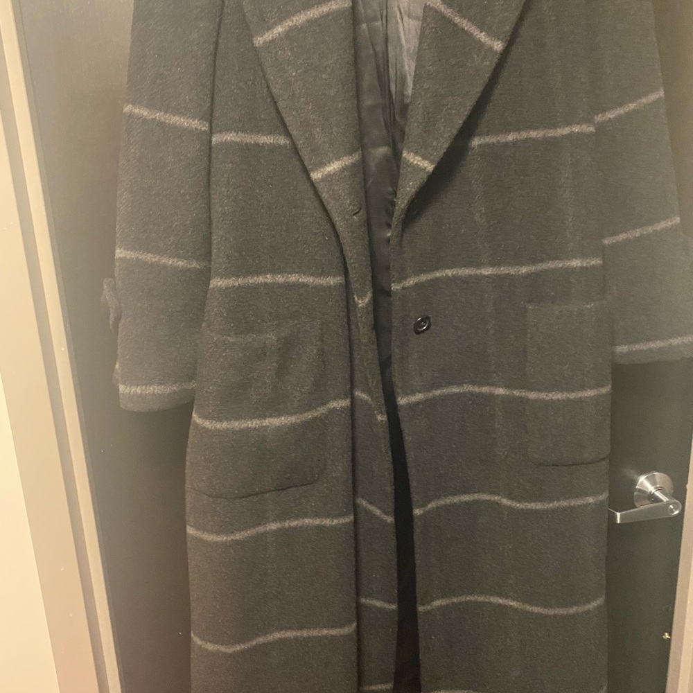 SOLD - Picture 4 of 9